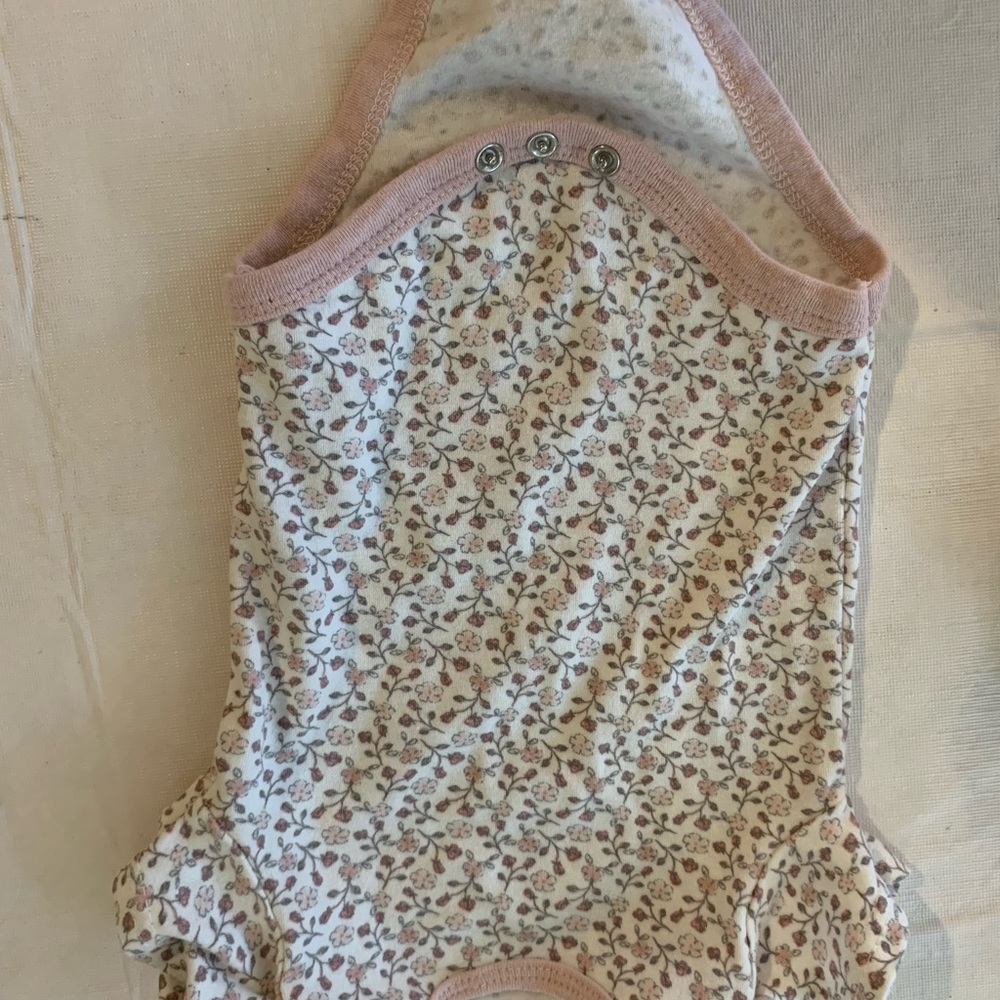 Baby clothes - Picture 2 of 8